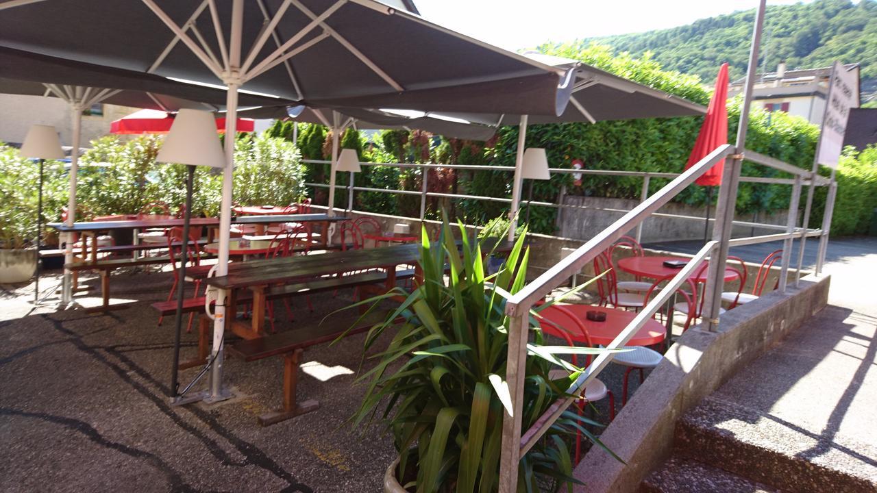 Cressier Hotel De La Croix-Blanche מראה חיצוני תמונה
