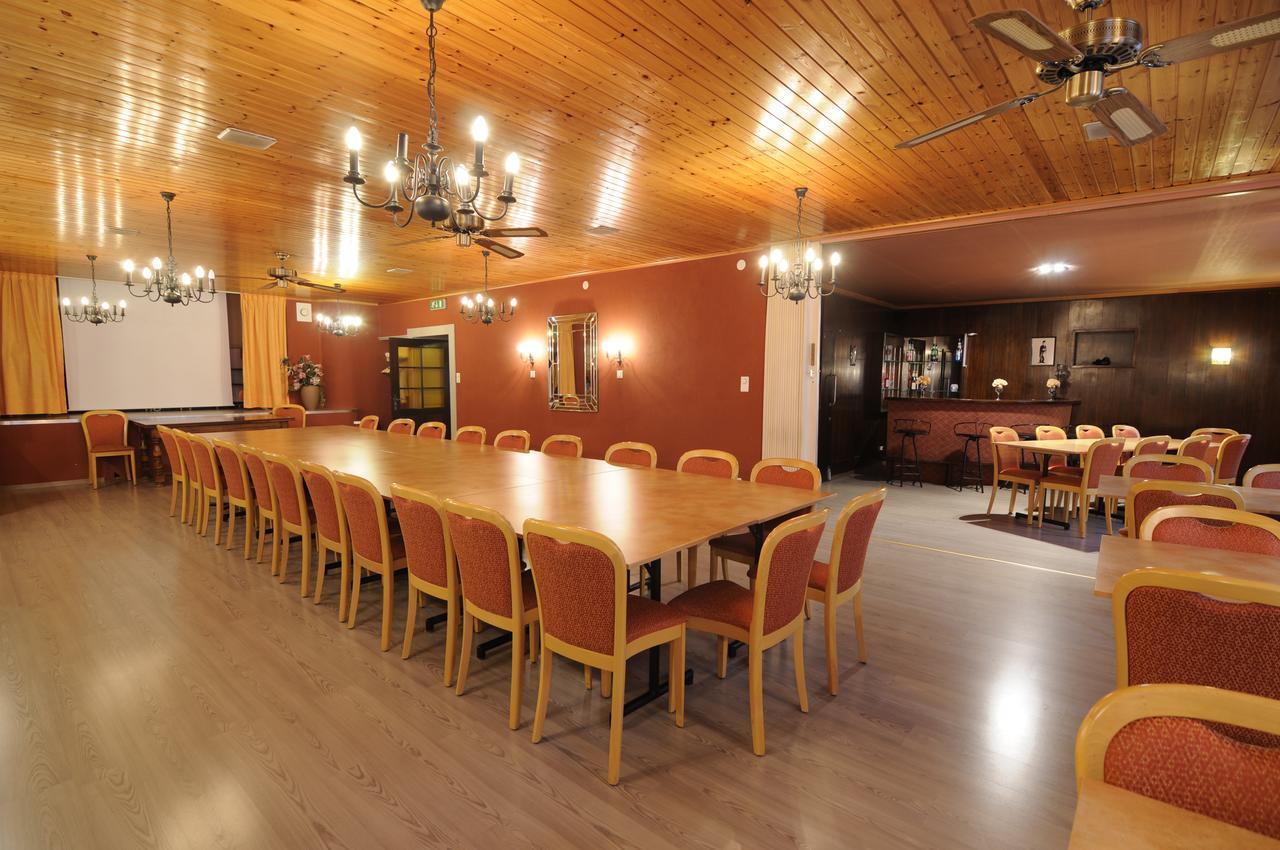 Cressier Hotel De La Croix-Blanche מראה חיצוני תמונה